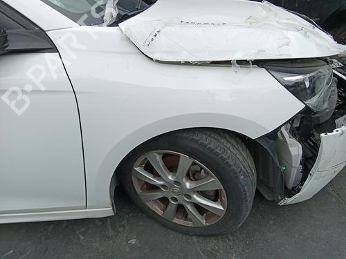 Used Right front fenders Right front fenders 38726652 38726652