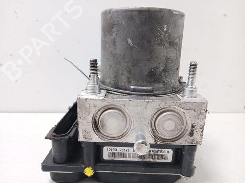 Used ABS pump HYUNDAI SANTA FÉ II (CM) [2005-2015]  22276581