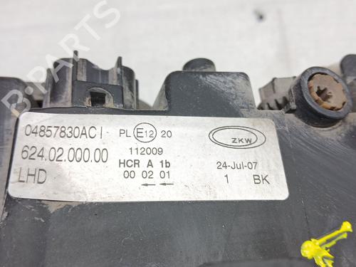 Right headlight CHRYSLER VOYAGER IV (RG, RS) 2.8 CRD | BP30173125C29 