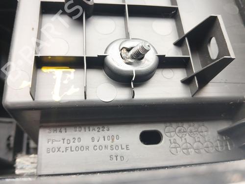 Armrest / Center console MITSUBISHI LANCER VIII Sportback (CX_A)  | BP12172794I20  - Image 7