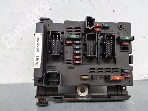 Used Fuse box Fuse box PEUGEOT 307 (3A/C) 2.0 HDi 90 (90 hp) 10310443 10310443