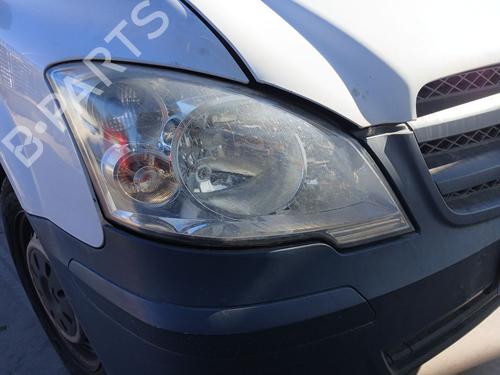 Used Right headlight MERCEDES-BENZ VITO / MIXTO Van (W639) 110 CDI (639.601, 639.603, 639.605) (95 hp) 31129867