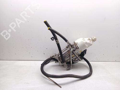 Used Steering pump OPEL ZAFIRA / ZAFIRA FAMILY B (A05) [2005-2019]  28624103