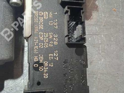 Right front window motor PEUGEOT 407 (6D_) 2.0 HDi 135 (6DRHRH, 6DRHRE, 6DRHRG, 6DRHRJ) | BP6899644E20 