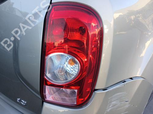right-taillight-dacia-duster-hs_-2010-2011-2012-2013-2014-2015-2016-2017-2018-36162841 main image