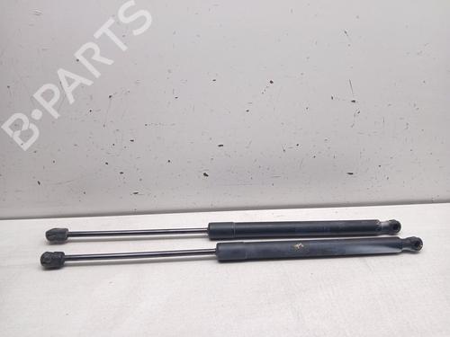 Używane Siłownik klapy tylnej / bagażnika AUDI Q5 (8RB) 2.0 TDI quattro (170 hp) 30837947