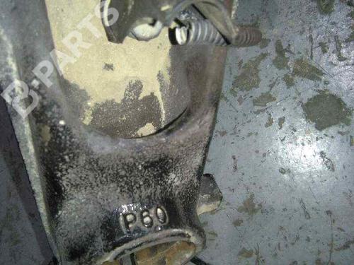 Left front steering knuckle PEUGEOT 208 I (CA_, CC_) 1.6 HDi / BlueHDi 75 | BP4620128M25 
