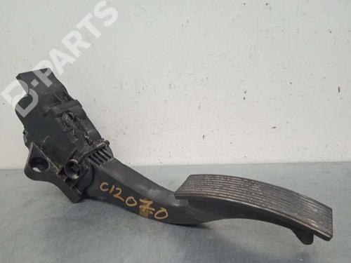 Pedal MERCEDES-BENZ GLA-CLASS (X156) GLA 200 CDI / d (156.908) (136 hp) 9440026