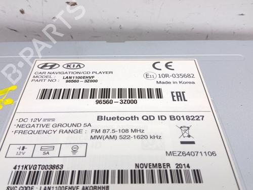 Radio HYUNDAI i40 I CW (VF) 1.7 CRDi | BP32424361E6