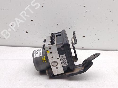 Used ABS pump HYUNDAI ix35 (LM, EL, ELH) 1.7 CRDi (116 hp) 19172450