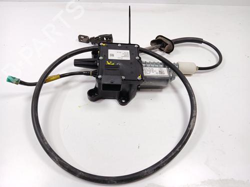 Elektrisk parkeringsbremse CITROËN C4 Grand Picasso I (UA_) 2.0 HDi 138 (136 hp) 31713570