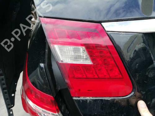 Used Left tailgate light MERCEDES-BENZ E-CLASS (W212) E 300 CDI / BlueTEC (212.020, 212.021, 212.027) (231 hp) 17489855