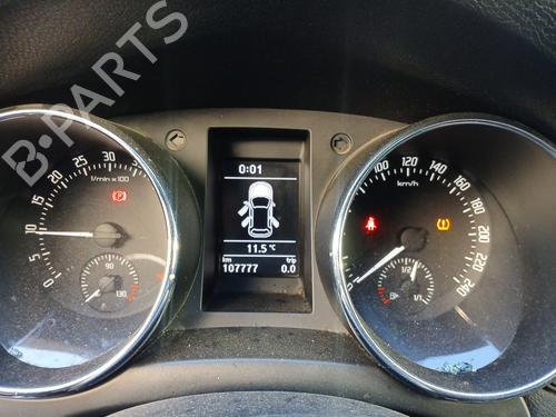 Used Instrument cluster SKODA YETI (5L) 2.0 TDI (110 hp) 31664529