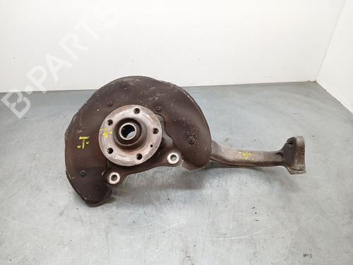 Venstre Styrespindel Lejehus AUDI A4 B8 (8K2) 2.0 TDI (143 hp) 32858801