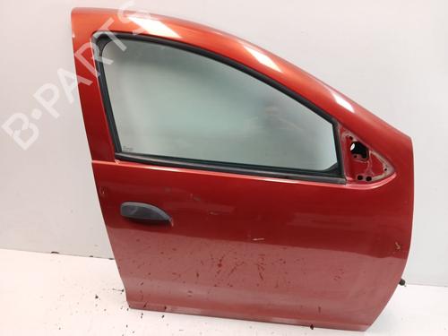 right-front-door-dacia-sandero-ii-2012-39030918 main image