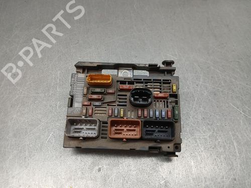 Used Fuse box CITROËN C5 III (RD_) 2.0 HDi 140 (RDRHF8, RDRHFA, RDRHA8, RDRHAJ) (140 hp) 30570307