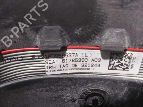 Steering wheel SEAT LEON (1P1)  | BP12926188C49 
