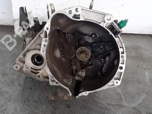 Used Gearbox NISSAN MICRA III (K12) 1.2 16V (80 hp) 10383344