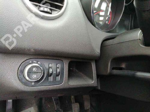 Used Headlight switch OPEL MERIVA B MPV (S10) 1.4 (75) (140 hp) 12150463