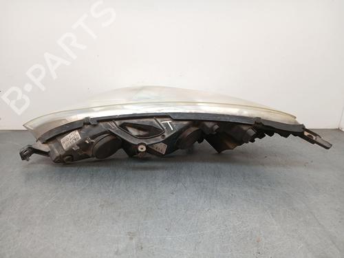 Right headlight PEUGEOT 407 (6D_) 2.0 HDi 135 (6DRHRH, 6DRHRE, 6DRHRG, 6DRHRJ) | BP28621522C29 