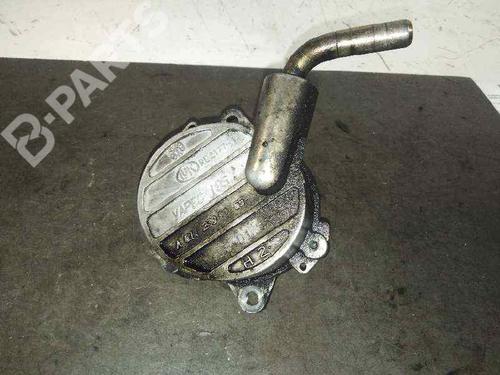 Used Vacuum pump MERCEDES-BENZ C-CLASS (W203) C 220 CDI (203.006, 203.008) (143 hp) 3557618