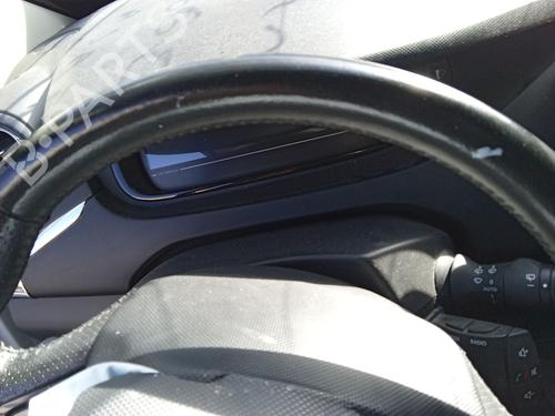 switch-renault-zoe-bfm_-2012-40036972 main image