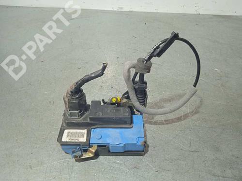 Used Front right lock VOLVO S60 I (384) 2.4 (140 hp) 3415714