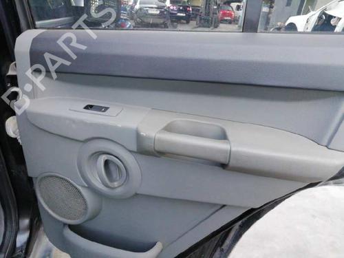 Guarnecido puerta trasera derecha JEEP COMMANDER (XK, XH) [2005-2010]  16852439