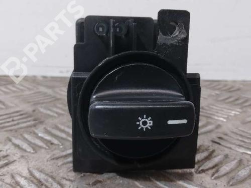 Used Headlight switch MERCEDES-BENZ A-CLASS (W169) A 160 (169.031, 169.331) (95 hp) 10545327