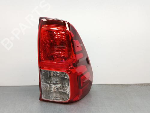 Used Right taillight TOYOTA HILUX VIII Pickup (_N1_) 2.4 D 4WD (GUN125) (170 hp) 28214686