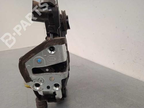 Used Front left lock TOYOTA AURIS (_E18_) 1.4 D-4D (NDE180_, NDE180R) (90 hp) 9760068