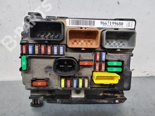 Used Fuse box Fuse box CITROËN C3 II (SC_) [2009-2026] 10237286 10237286