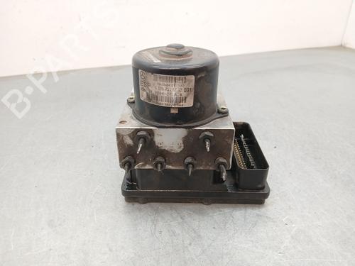 Used ABS pump MERCEDES-BENZ C-CLASS (W203) C 180 Kompressor (203.046) (143 hp) 21554895