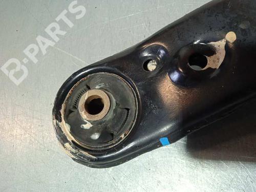 Left front suspension arm TOYOTA AURIS (_E18_) 1.8 Hybrid (ZWE186_, ZWE186R) | BP8243147M12 