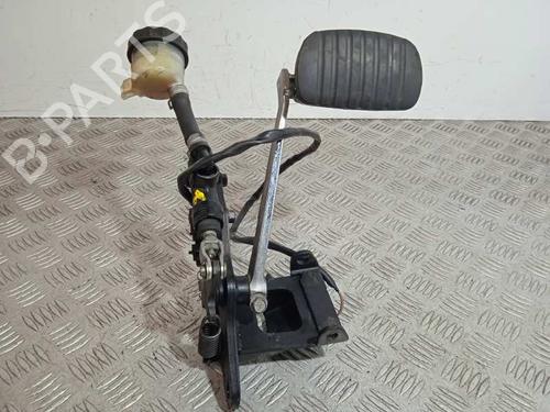Used Break pedal KAWASAKI MOTORCYCLES VN VN 900 Classic (VN900B) (50 hp) 24669437