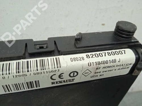Fuse box RENAULT GRAND SCÉNIC II (JM0/1_) 1.5 dCi (JM1E) | BP11181431E1 