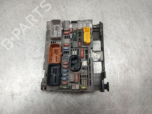 Used Fuse box Fuse box CITROËN C4 I (LC_) 1.6 HDi (109 hp) 32775377 32775377