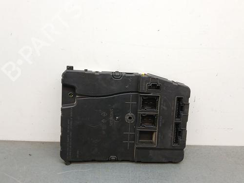 Used Fuse box RENAULT SCÉNIC II (JM0/1_) 1.5 dCi (JM1E, JM16) (106 hp) 30206444