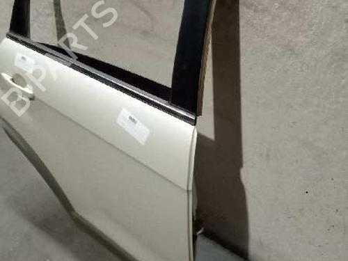 Right rear door CHEVROLET CAPTIVA (C100, C140) 2.2 D | BP11206129C5