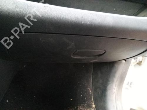 Used Glove box Glove box RENAULT CLIO IV Hatchback Van (BH_) 1.5 dCi 75 (75 hp) 39890088 39890088