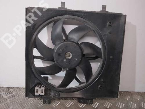 Used Radiator fan Radiator fan CITROËN C4 CACTUS 1.2 VTi 82 (82 hp) 10521903 10521903