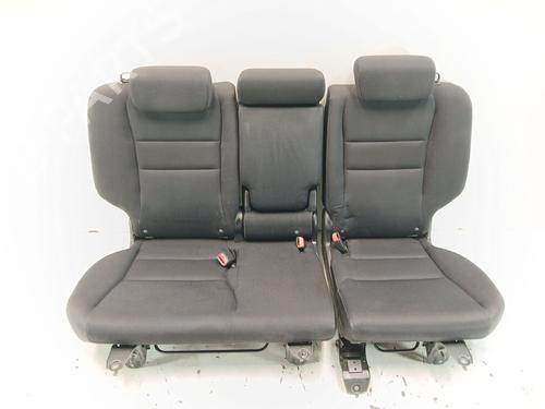 rear-seat-honda-cr-v-iii-re_-2006-35894135 main image