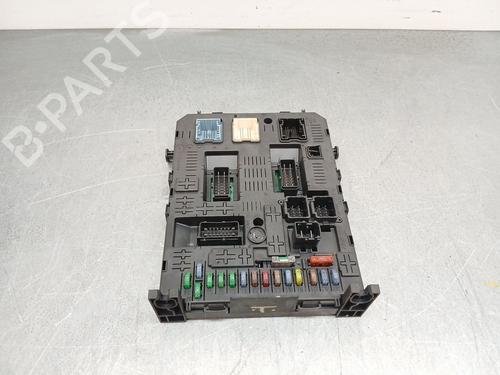 Used Fuse box Fuse box PEUGEOT 407 (6D_) 2.0 HDi 135 (6DRHRH, 6DRHRE, 6DRHRG, 6DRHRJ) (136 hp) 34195967 34195967