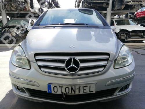 MERCEDES-BENZ B-CLASS Sports Tourer (W245)    994926