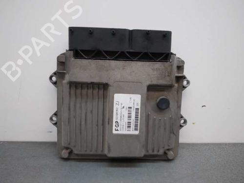 Used Engine control unit (ECU) OPEL CORSA C (X01) 1.3 CDTI (F08, F68) (70 hp) 16676155