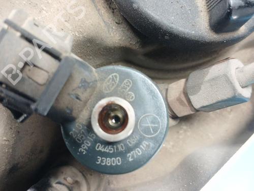 Used Injector KIA CARENS II MPV (FJ) [2002-2013]  21592623