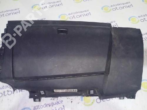 Used Glove box BMW 1 (E87) 118 d (122 hp) 2379249