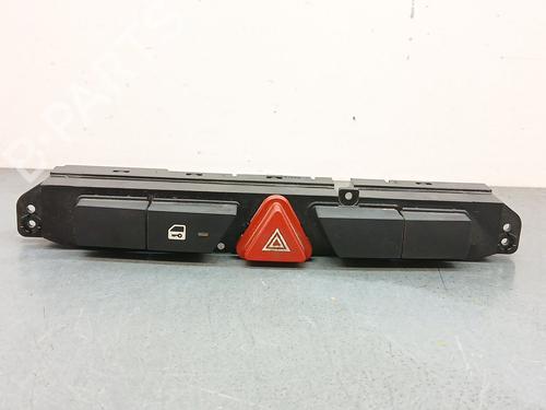 Used Warning switch KIA PRO CEE'D (ED) 1.6 CRDi 90 (90 hp) 20125467