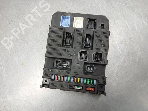 Used Fuse box LANCIA PHEDRA (179_) 2.2 JTD (179AXC1A) (128 hp) 30505292