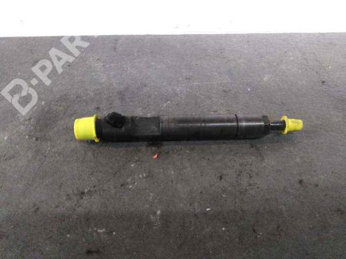 Używane Wtryskiwacz FORD FOCUS I (DAW, DBW) [1998-2009]  4076442